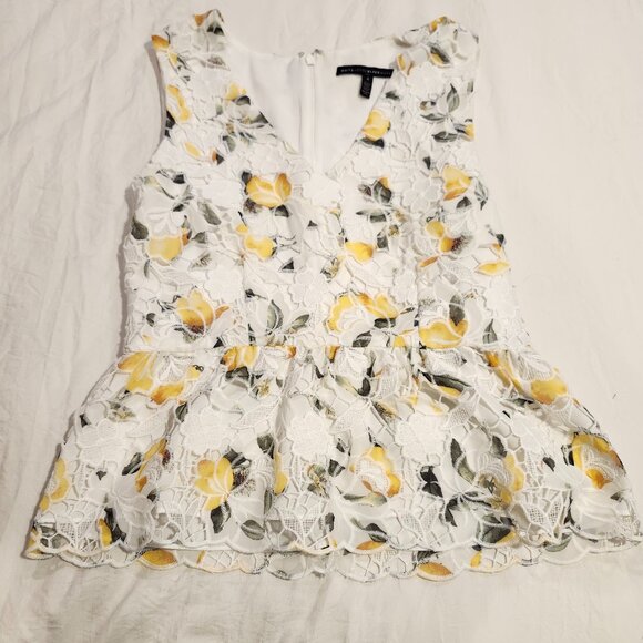 White House Black Market Tops - White House Black Market Sleeveless Lace Peplum Top Lemon Print Size 6